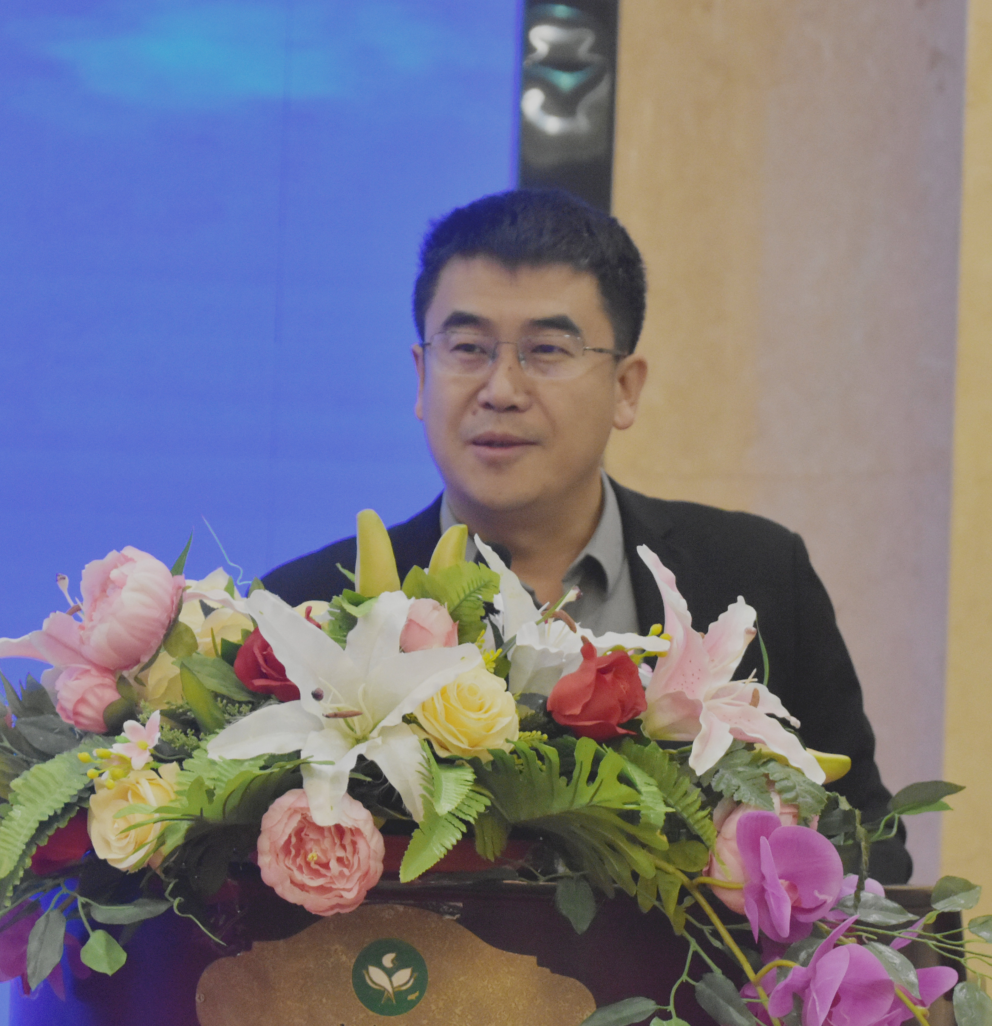 楊金光_副本.jpg 楊金光_副本.jpg